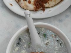 -三身人金新肠粉(丹霞店)