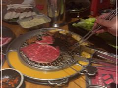-青瓦炭韩潮烤肉(花园道店)