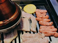 -臻牛烤肉
