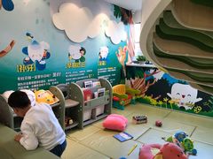 -极橙儿童齿科矫正中心(奥城店)