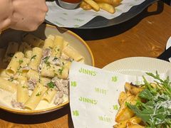 -JINNS锦时 steak&pizza(浸信会礼拜堂旧址店)