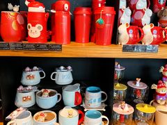 零售区-星巴克(洛阳中州路王府井店)