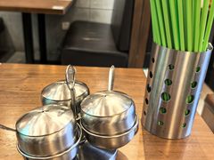 -绿柠食堂(北外滩店)