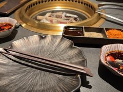 -铭牛烧肉·和牛海鲜自助(高新月牙湖店)