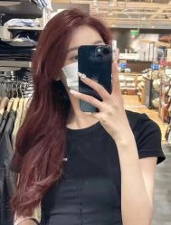 -IU潮牌·SALON