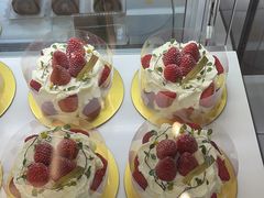 -卷心卷意·轻甜蛋糕(新光天地店)