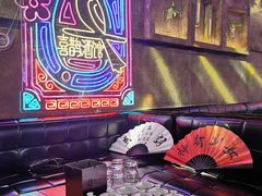 -喜鹊音乐酒馆(西街店)