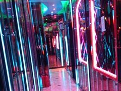 -路边边.炒菜烧烤.音乐餐厅(良乡长虹店)