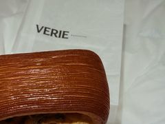 -VERIE BAKEHOUSE