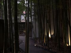 -穹六人间 people 6(岳阳路店)