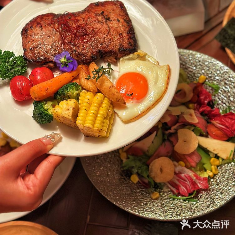 🍓大连｜藏在南山别墅里的氛围感西餐厅｜OAK BAR🍴