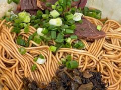 -佬钱湾仔(衣裳街店)