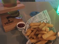 -Hooley's活利仕西餐厅(珠江新城店)