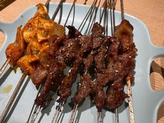 -街角等你.大连海鲜烧烤.经典铁板海鲜串(西安路店)