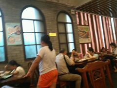 -海口骑楼小吃街