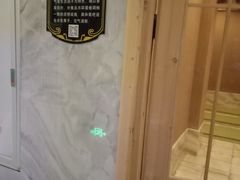 -水立方国际汤泉(六一中路店)