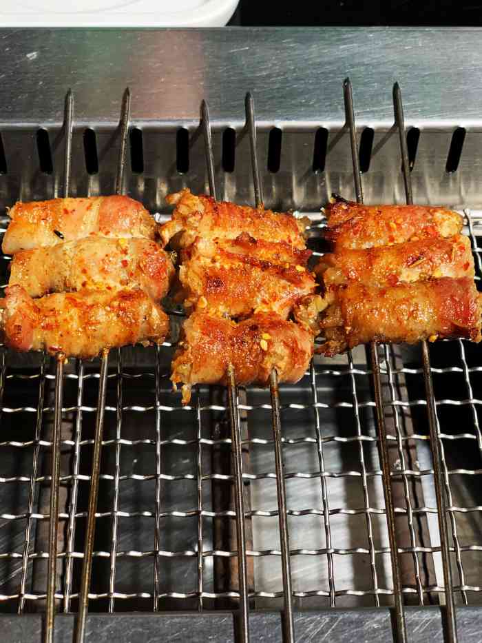 橦橦小马扎烧烤 (甘露园店)-"跟朋友们一起来体验霸王餐,环境还不错