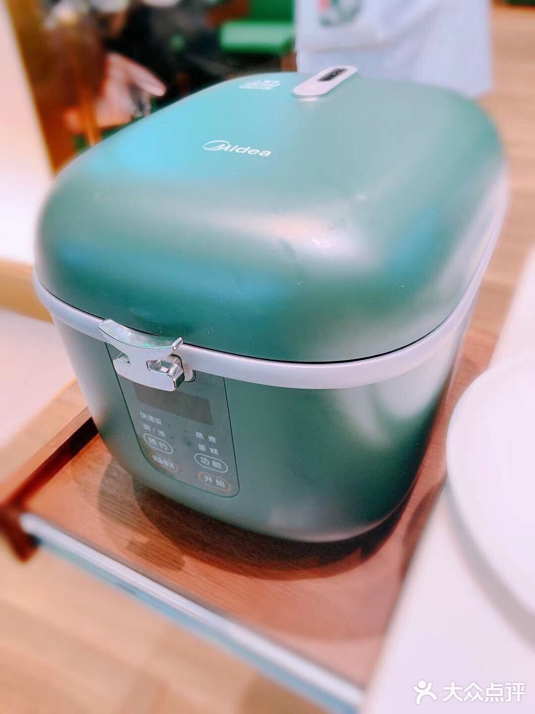 喜欢正宗湘菜就来费大厨辣椒炒肉