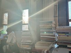 -斯多格书乡(北京大学畅春园店)