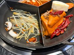 -渝里重庆火锅(航天城店)