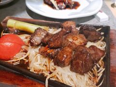 铁锄牛排-穹六人间 people 6(岳阳路店)