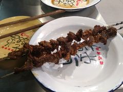 -马路牙子烧烤音乐酒馆(望京店)