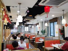 -尚品海鲜肥牛自助火锅(湖明店)