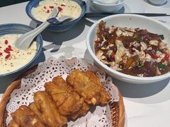-楚山晓·湖北菜(武汉光谷K11店)
