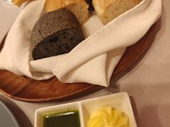 -塞纳河法国餐厅(意式风情街店)