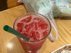 -劳顶笨咖啡(丽水宜家店)