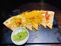 -Famous肥猫墨西哥音乐餐吧(五棵松华熙LIVE店)