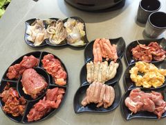 -啊美丽炭火烤肉(滑翔一店)