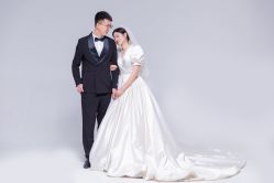 -铂爵夫人婚纱摄影(上海总店)