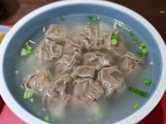 三鲜牛肉馄饨-老新隆牛肉锅贴(新街口店)