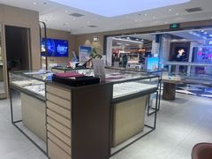 -吴良材眼镜(美罗城店)
