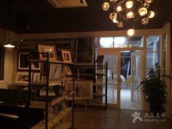 -巴黎婚纱摄影工作室