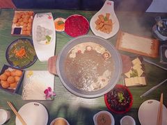 -老灶堂文创火锅(文艺路店)