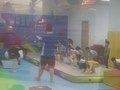 -飞奇儿体能体操馆(和平印象城店)