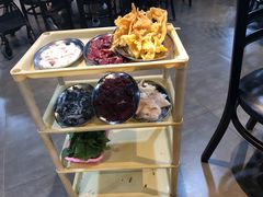 -牛一煲美食(江高店)