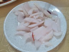 -茅屋大酒店