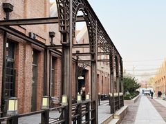 -TIMES CITY OUTLETS 时代·城市·奥特莱斯(上海国际时尚中心店)