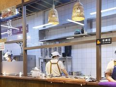 -丽丽三鲜螺蛳粉(田林路店)