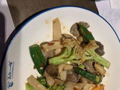 -美奈小馆·越南料理(中航城君尚购物中心店)