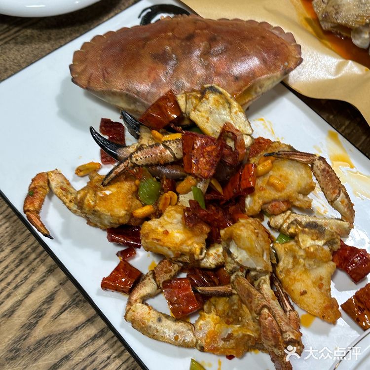 来青岛怎么能错过这么一顿海鲜大餐！！