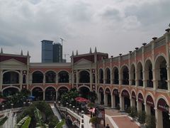 -佛罗伦萨小镇广佛名品奥特莱斯(疏港路店)