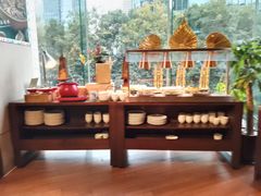 -怡咖啡海鲜自助餐厅(浦东香格里拉店)