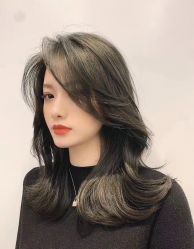 点击看大图 -COMO SALON 烫染可茉发型