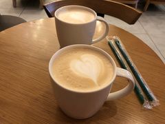 -星巴克臻选(威海威高广场店)
