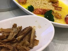 -双子楼大酒店(城开国际写字楼店)