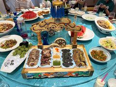 -白鹿苑蒙餐(鄂温克宾馆店)